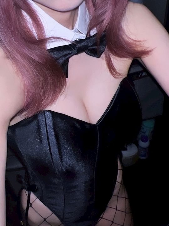 みう2(LoungeBAR Canan(カナン) 神田店:神田/LoungeBAR)